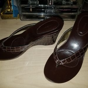 Women's wedge sandal